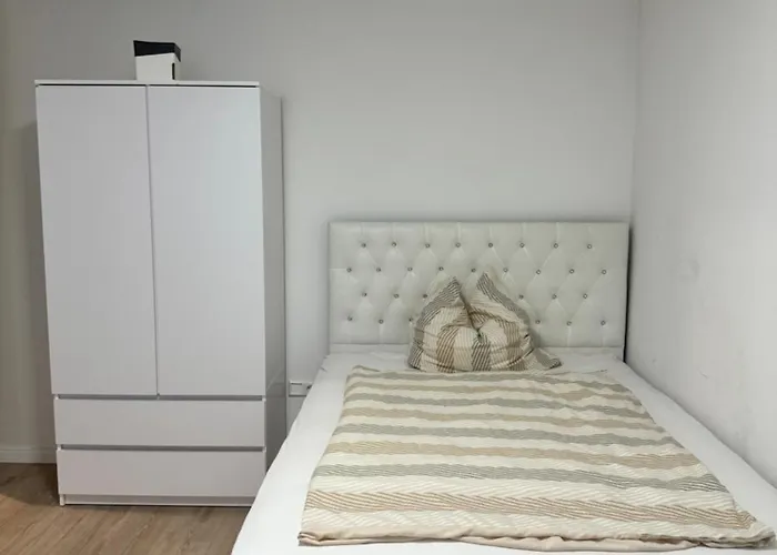 Moebliertes Zimmer